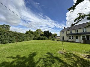 Gardens- click for photo gallery